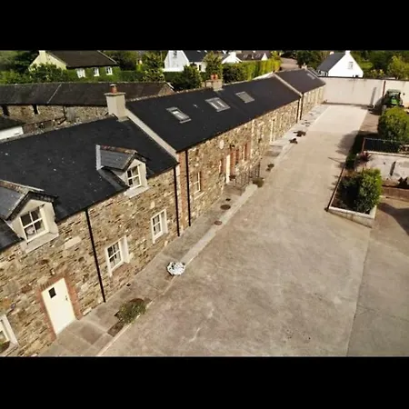 Hollywood House No4 Semesterbostad *